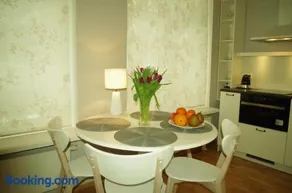 Modern apartment in Old town - Image 4