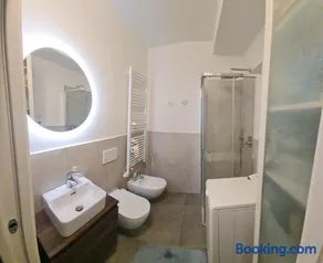 Mountain View Room - Image 4