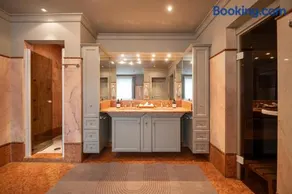 Chalet Toda - Image 1
