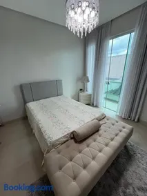 Mansão em Condomínio - Image 3