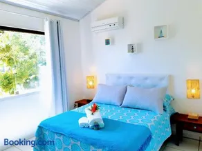 Espetacular Casa 3 SUÍTES cozinha varanda vista a passos da praia - Image 2