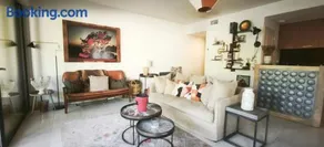 Spacieux appartement avec terrasse en centre ville d'Uzès - Image 2