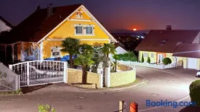 84 qm Ferienwohnung nahe Europa Park bis 6 Personen Hunde willkommen komplett eingezaeunt - Image 1