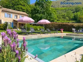 Mas provençal avec piscine - Image 1
