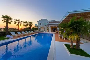 Villa Petra, Luxury Villa & Private Yacht Experience near Zrće Beach, Pag - Image 2