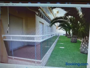 Apartamentos El Canaret - Image 3