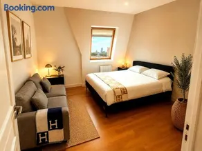 PLAZA GEORGE V - CHAMPS-ELYSEES - 190m2 - 4 Bedrooms - Air Conditioning - Image 2
