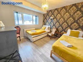 St Georges house, Premium 3 bed Home Slough, Legoland, Windsor - Image 3