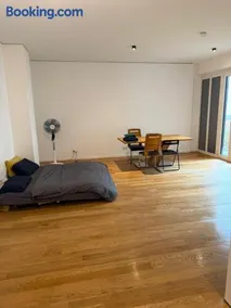1 Bedroom Apartment near Central Station with Parking - Image 3