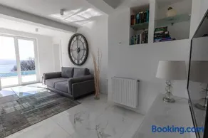 The View Residence - Image 4
