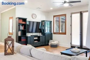 Luxury Escondido Family Oasis with Hot Tub - Image 5