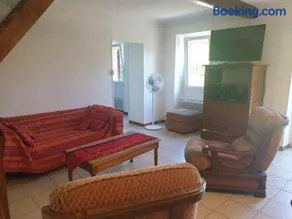 Gîte dans Parc Naturel Proche Forêt & Spa - Parking Inclus - Image 3