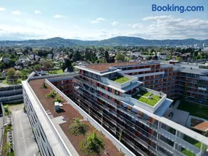 100 qm Penthouse, Self-Check-In, 2 Parkplätze - Image 2