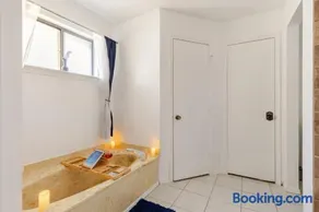 TX Home Away Large Patio, Smart TVs, FAST WiFi - Image 2