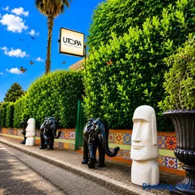 UTOPIA Art Boutique Rooms - Image 4