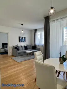 Ocean Apartment - Image 3
