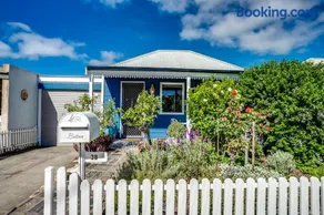 Rose Cottage 3B Hutchinson St Goolwa - Linen Included - Image 2