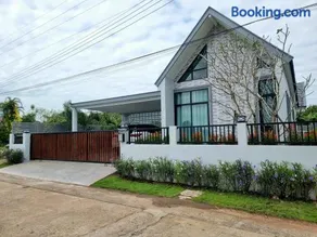 Bonita Pool Villa - Image 2