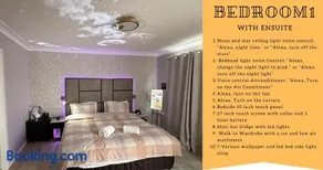 Pool - Arcade Games - Heated toilet seat - Air Conditioning- Hot Tub Spa - Electrical BBQ Grill at Golden Swan Holiday House - Image 2