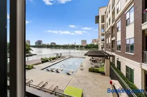 Stunning Las Colinas 2BR Pool, Gym, Balcony - Image 3