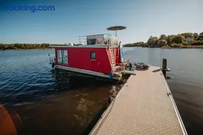 Schwimmendes Ferienhaus "Enola" Ihr Riverloft auf der Havel - Image 1