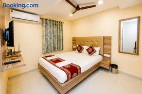 Zac Sunset Beach Resort - Image 2