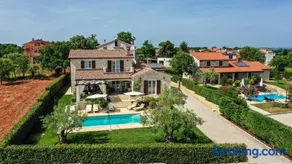 Wohnung mit privatem Pool, Garten und Grill - Image 1