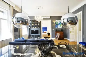 Broadway Residence - Image 1