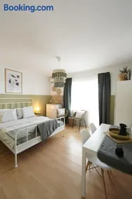 L'infini Sea View apartments Zubovići - Image 2