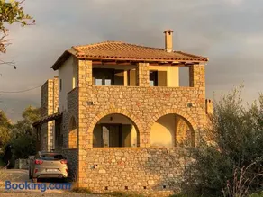 Horizon Villa Mani - Seaview Family Home - Image 2