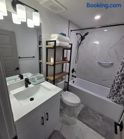 TRUE COMFORT STAY- 2Bedrm, 13 mins to West Edmonton Mall, 6 mins to RiverCree Resort - Image 4