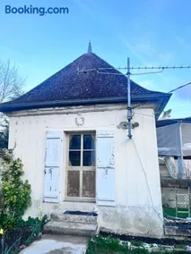 Studio St Florentin - Image 1