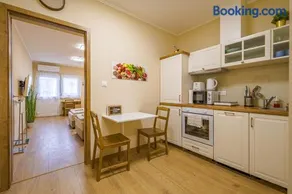 Palmy Home Ecser - Image 3
