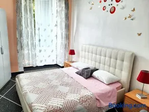 Charming Apartment in Genova with Private Parking, 70 sqm - Image 2