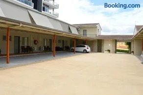 Mid City Motor Inn - Image 5