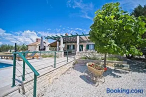 Secluded vacation house Bračuta with swimming pool - Image 4