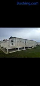 Fabulous seaside caravan getway at Cayton Bay - Image 3