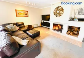 Full Circle Apartments - Image 2