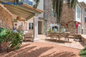 Ca Sa Padrina - Image 1