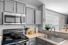 Hartford #1152 Chandler - Image 3