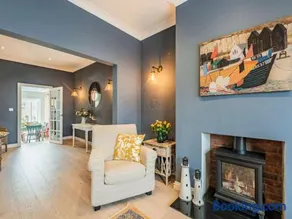 3 Bed in Eastbourne oc-ehc01 - Image 4