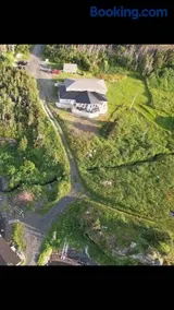 Hillsview Bed and Breakfast - Image 1