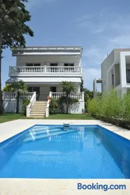 Divine Villa - Image 4