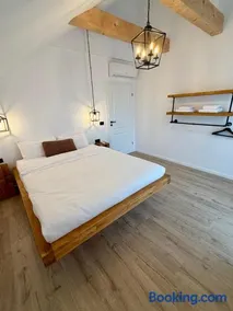 Cabana din Deal Rona - Image 1