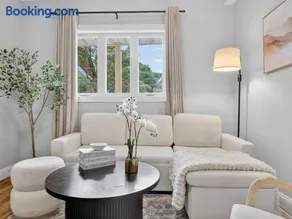LUX Retreat Home with Yard - Image 2