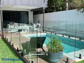 Byron Bay Holiday Homes - Suffolk Beach Retreat - Image 3