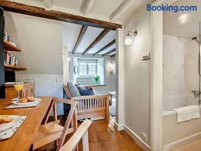 2 Bed in Banbury oc-92008 - Image 5