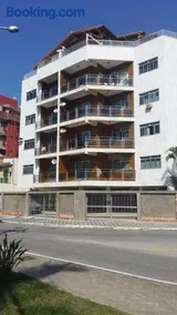 4 quartos na quadra da praia do forte - Image 1