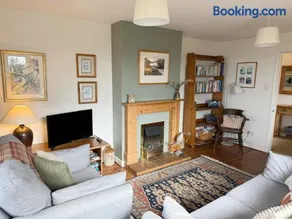 Yew Tree Cottage - walks from the door - Image 2