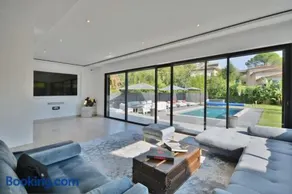 Villa Bella Vista # Piscine - Luxe et Sérénité au Cœur du Cannet - Image 1